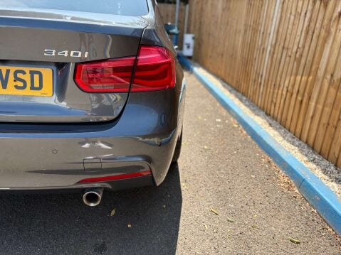 BMW 3 Series 3.0 340i M Sport Auto 4dr 10