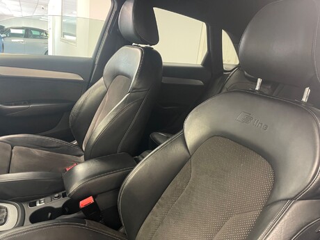 Audi Q3 TDI QUATTRO S LINE PLUS 18