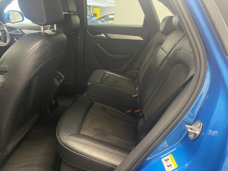 Audi Q3 TDI QUATTRO S LINE PLUS 19