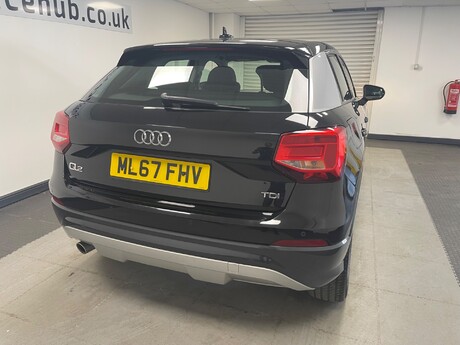 Audi Q2 TDI SPORT 9