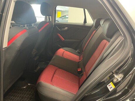 Audi Q2 TDI SPORT 16
