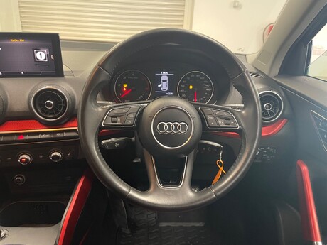 Audi Q2 TDI SPORT 20