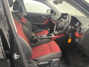 Audi Q2 TDI SPORT 22