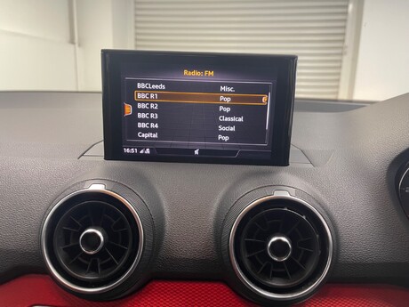 Audi Q2 TDI SPORT 27