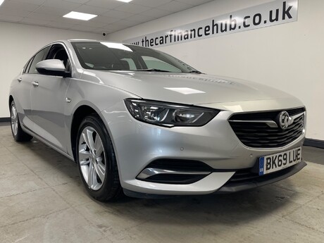 Vauxhall Insignia TECH LINE NAV 1