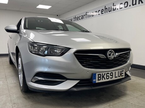 Vauxhall Insignia TECH LINE NAV 1