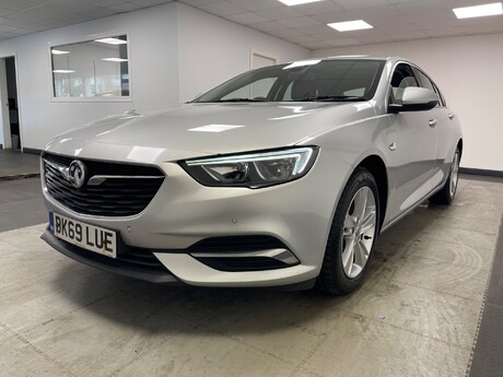 Vauxhall Insignia TECH LINE NAV 10