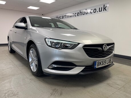 Vauxhall Insignia TECH LINE NAV 11