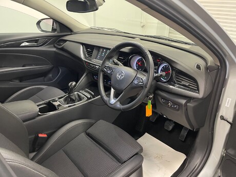 Vauxhall Insignia TECH LINE NAV 20