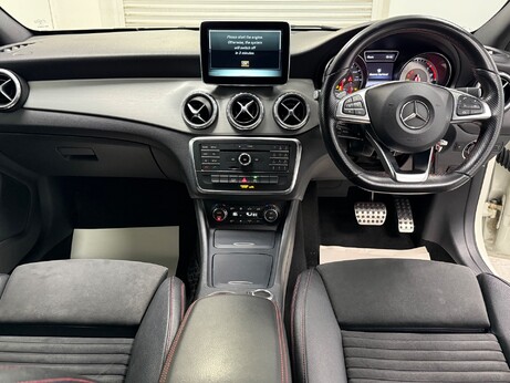 Mercedes-Benz GLA Class GLA 200 D AMG LINE 2