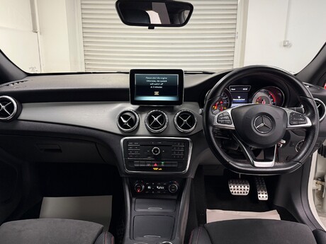 Mercedes-Benz GLA Class GLA 200 D AMG LINE 20