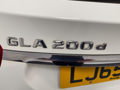 Mercedes-Benz GLA Class GLA 200 D AMG LINE 50