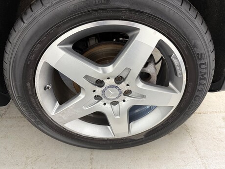 Mercedes-Benz GLA Class GLA 200 D AMG LINE 34