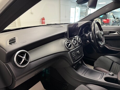 Mercedes-Benz GLA Class GLA 200 D AMG LINE 45