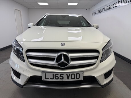 Mercedes-Benz GLA Class GLA 200 D AMG LINE 2