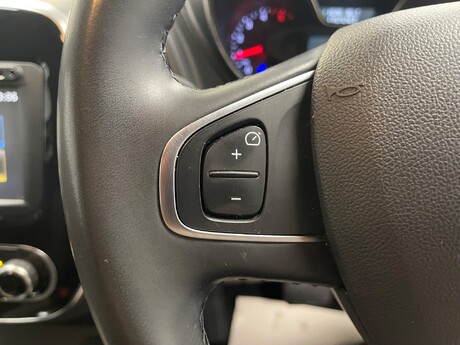 Renault Captur DYNAMIQUE S NAV DCI 29