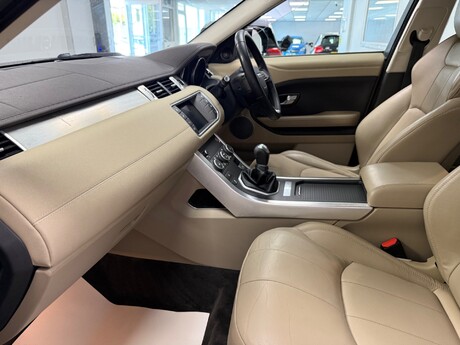 Land Rover Range Rover Evoque ED4 SE 17