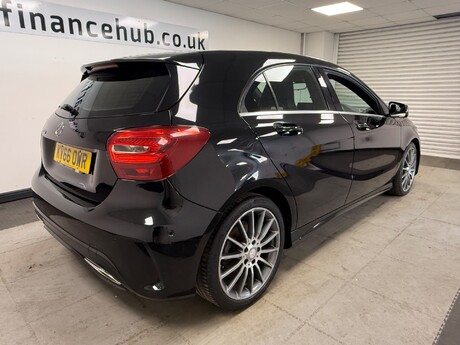 Mercedes-Benz A Class A 200 D AMG LINE EXECUTIVE 9