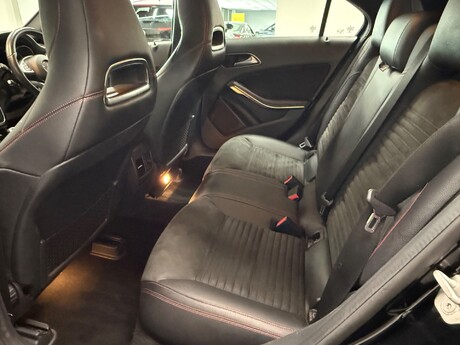 Mercedes-Benz A Class A 200 D AMG LINE EXECUTIVE 30