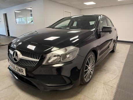 Mercedes-Benz A Class A 200 D AMG LINE EXECUTIVE 8
