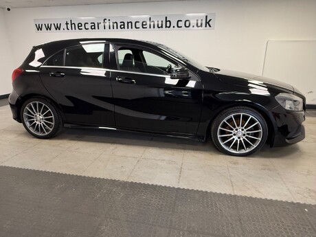 Mercedes-Benz A Class A 200 D AMG LINE EXECUTIVE 5
