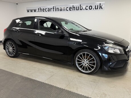 Mercedes-Benz A Class A 200 D AMG LINE EXECUTIVE 2
