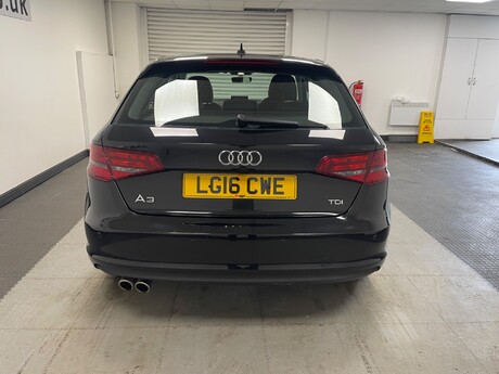 Audi A3 TDI SPORT NAV 9