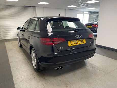 Audi A3 TDI SPORT NAV 10