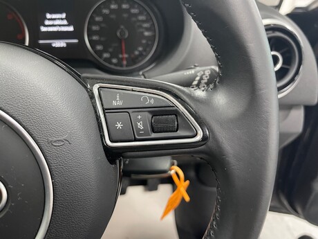 Audi A3 TDI SPORT NAV 28