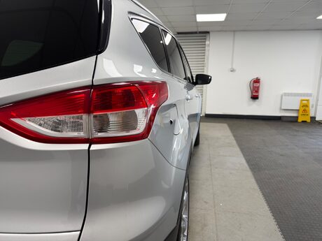 Ford Kuga TITANIUM TDCI 10