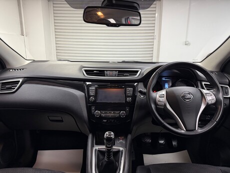 Nissan Qashqai DCI N-TEC PLUS 24