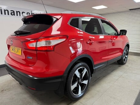 Nissan Qashqai DCI N-TEC PLUS 7