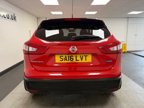 Nissan Qashqai DCI N-TEC PLUS 14