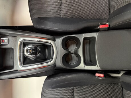 Nissan Qashqai DCI N-TEC PLUS 27