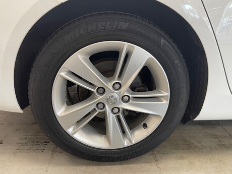 Vauxhall Insignia SRI NAV ECOTEC 14