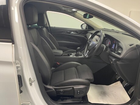 Vauxhall Insignia SRI NAV ECOTEC 21