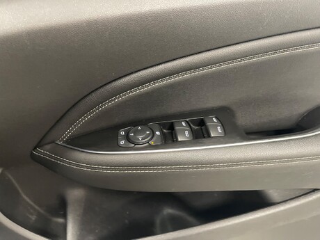 Vauxhall Insignia SRI NAV ECOTEC 24