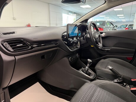 Ford Fiesta ZETEC TDCI 19