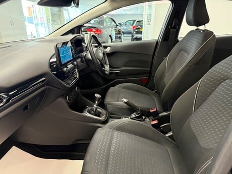 Ford Fiesta ZETEC TDCI 22