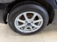 Ford Fiesta ZETEC TDCI 17