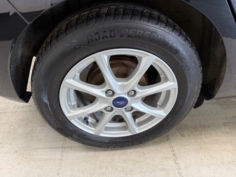 Ford Fiesta ZETEC TDCI 17
