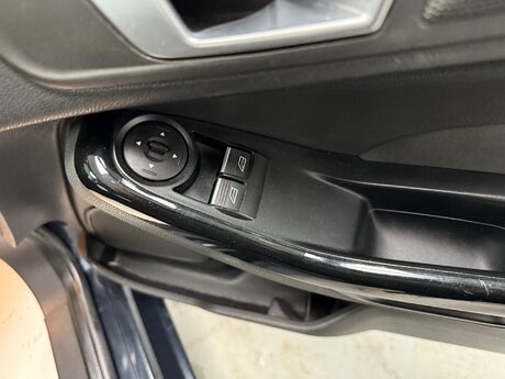 Ford Fiesta ZETEC 23