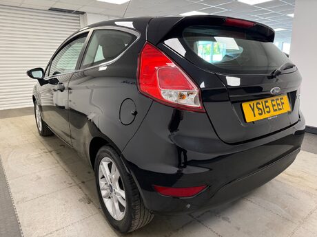 Ford Fiesta ZETEC 10