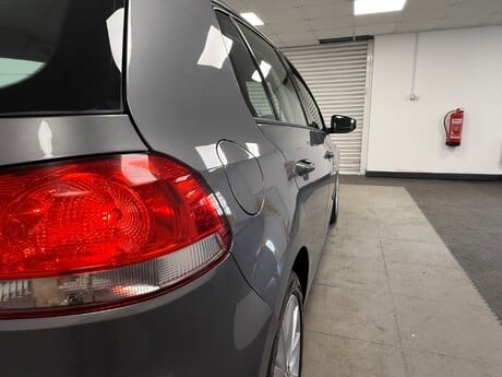 Volkswagen Golf MATCH TDI BLUEMOTION TECHNOLOGY 8