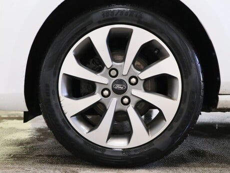 Ford Fiesta TREND 5