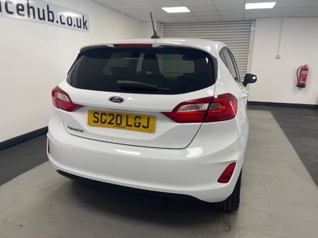 Ford Fiesta TREND 9