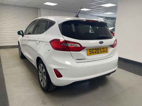 Ford Fiesta TREND 11