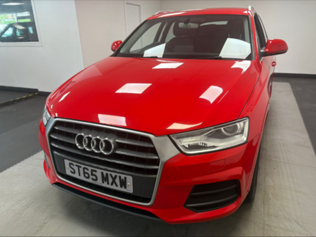 Audi Q3 TDI SE 3