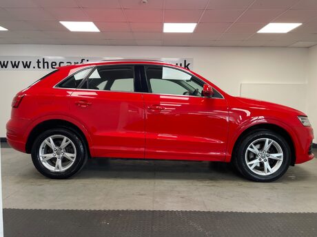 Audi Q3 TDI SE 7