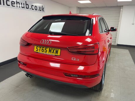 Audi Q3 TDI SE 9